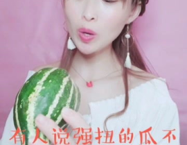 很烦娱乐吃瓜酱的配音,揭秘短视频配音的魅力与技巧