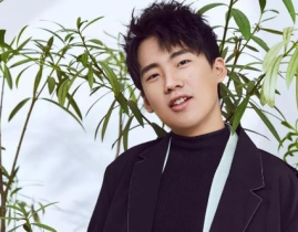 娱乐圈吃瓜郭麒麟,娱乐圈吃瓜达人，揭秘明星幕后故事
