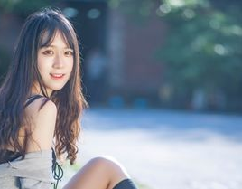 清新美女图片,捕捉自然之美，展现青春风采”