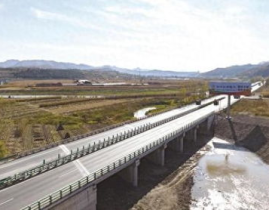 鹤大公路,连接东北三省，助力区域经济发展的交通动脉